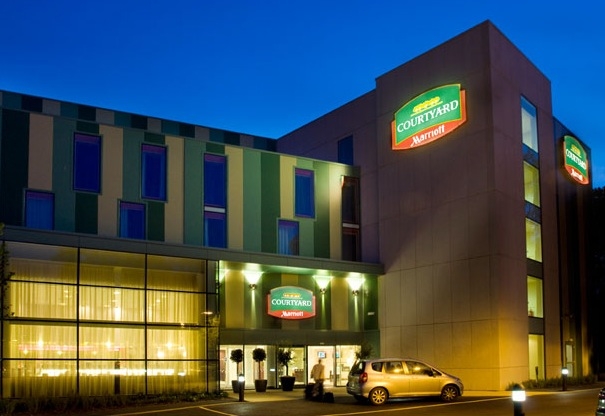 marriott couryard kansas city airport